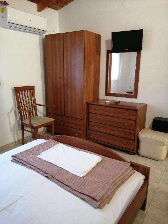 Irini Apartments Keramoti (Macedonia) Exterior foto